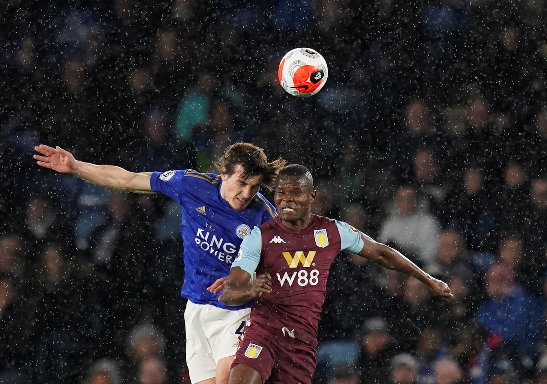 斗志昂扬的 斗志昂扬的